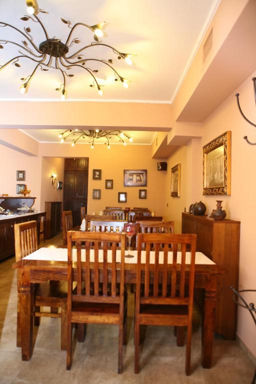 Roes Suites Loutraki  Ngoại thất bức ảnh
